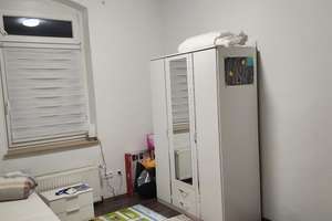 Helle Altbau 2-Zimmer Wohnung im 1. OG in Köln Mülheim mit einer Terrasse und Ausblick ins Grüne – Die vollständige Adresse der Immobilie erhältst du vom Anbieter., 51063 Mülheim (Ortsteil), Köln – Vorschaubild 4