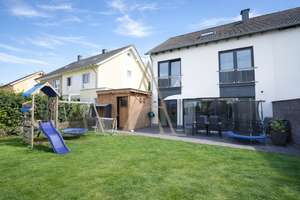 Ihr Zuhause in Bestlage von Bonn - Raum. Ruhe. Rhein-Nähe. – Die vollständige Adresse der Immobilie erhältst du vom Anbieter., 53229 Vilich-Müldorf, Bonn – Vorschaubild 19