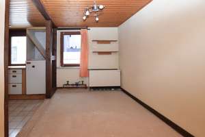 Zweifamilienhaus mit Garten in Wolfsburg-Mörse! – Die vollständige Adresse der Immobilie erhältst du vom Anbieter., 38442 Mörse, Wolfsburg – Vorschaubild 7