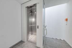 Über den Dächern Düsseldorfs – Maisonette mit Weitblick im Herzen Pempelforts – Die vollständige Adresse der Immobilie erhältst du vom Anbieter., 40477 Pempelfort, Düsseldorf – Vorschaubild 20