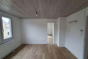 Schöne fünf Zimmer Altbauwohnung in Stuttgart, Bad Cannstatt – Die vollständige Adresse der Immobilie erhältst du vom Anbieter., 70372 Kurpark, Stuttgart – Vorschaubild 7