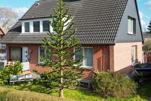 Oppendorf - verm. Einfamilienhaus mit ELW und Bauplatz – Die vollständige Adresse der Immobilie erhältst du vom Anbieter., 24149 Neumühlen-Dietrichsdorf, Kiel – Vorschaubild 2
