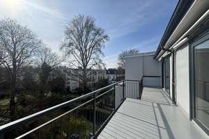 Kernsaniertes Penthouse zwischen Alster und Poelchaukamp  🤩