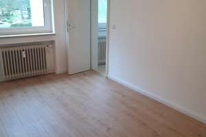 Helle, 110 m² große 3,5-Zimmer-Wohnung mit 2 Balkonen in Saarbrücken-Rodenhof – Türkismühler Straße 0, 66113 Malstatt, Saarbrücken – Vorschaubild 9
