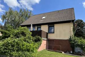 Solides Eigenheim für Ihre Ideen! – Die vollständige Adresse der Immobilie erhältst du vom Anbieter., 31683 Obernkirchen – Vorschaubild 2