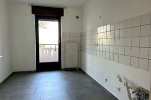 Wohlfühlen mit viel Platz: 3-ZW im EG mit großer Süd-Terrasse & 2 Loggien in KA-Mühlburg – Die vollständige Adresse der Immobilie erhältst du vom Anbieter., 76185 Mühlburg, Karlsruhe – Vorschaubild 7