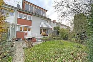 Wundervolles Zweifamilien-Reihenmittelhaus auf 4 Etagen mit Garten, Balkonen & Garage in Laatzen – Die vollständige Adresse der Immobilie erhältst du vom Anbieter., 30880 Laatzen – Vorschaubild 2