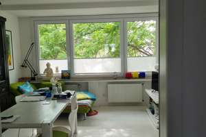 Wunderschöne helle 2-Zimmer-Wohnung im Herzen Düsseldorfs – Martinstraße 18, 40223 Unterbilk, Düsseldorf – Vorschaubild 2