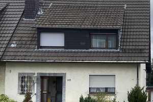 Ansprechende 5-Zimmer-Doppelhaushälfte in Bonn Lessenich mit großen Grundstück – Meßdorfer Straße 197, 53123 Bonn – Vorschaubild 1