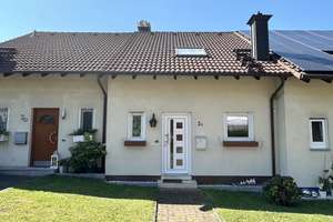 Klein und fein, Reihenmittelhaus in ruhiger Lage incl. 2 Einzelgaragen – Jasperstrasse 2 c, 79639 Grenzach-Wyhlen – Vorschaubild 2