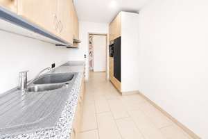 Modern. Gepflegt. Perfekt gelegen. 3-Zimmer-Wohnung mit Balkon & TG in Groß-Buchholz – Die vollständige Adresse der Immobilie erhältst du vom Anbieter., 30655 Groß-Buchholz, Hannover – Vorschaubild 2