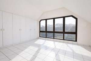 Geräumiges Reihenendhaus im Split-Level-Stil mit tollem Blick in die Wiembachaue in Berg.-Neukirchen – Die vollständige Adresse der Immobilie erhältst du vom Anbieter., 51381 Lützenkirchen, Leverkusen – Vorschaubild 18