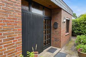 Wohnen auf einer Ebene – großzügiger Flachdachbungalow in Oldenburg – Die vollständige Adresse der Immobilie erhältst du vom Anbieter., 26133 Kreyenbrück, Oldenburg (Oldenburg) – Vorschaubild 3