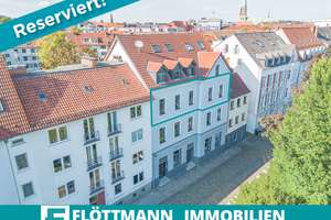 Bielefelder Altstadt: energetisch saniertes Altbaujuwel mit Balkon & Fernwärme! – Die vollständige Adresse der Immobilie erhältst du vom Anbieter., 33602 Mitte, Bielefeld – Vorschaubild 1