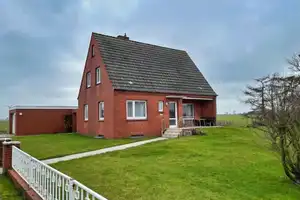 Reserviert - Einfamilienhaus mit Garage in der Krummhörn-Pewsum
Sackgassenendlage und Blick über d – Aurich (Kreis) – Vorschaubild 2
