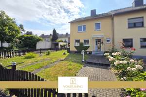 Reihenendhaus mit Terrasse, Balkon und viel Potential auf tollem Grundstück in ruhiger Lage