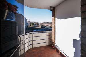 Gepflegte und helle 2,5 Zimmer-Wohnung mit Balkon und Stellplatz im Dellviertel in Duisburg ! – Die vollständige Adresse der Immobilie erhältst du vom Anbieter., 47051 Dellviertel, Duisburg – Vorschaubild 13