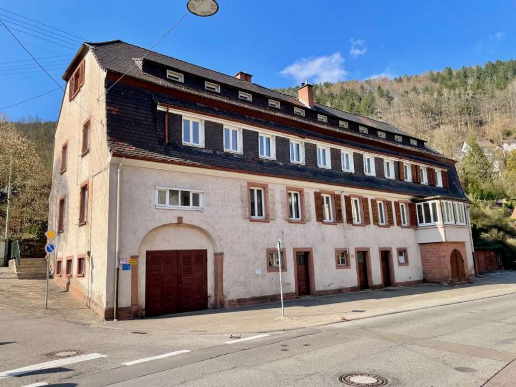 Immobilie in Frankeneck - Provisionsfrei* Komplett renovierte 221 qm Altbau-Doppelhaushälfte nahe Neustadt mit großem Garten i - Bild 0