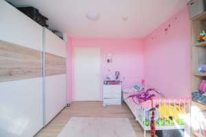 Vermietete 3-Zimmer-Dachgeschosswohnung mit Einbauküche & Stellplatz – Die vollständige Adresse der Immobilie erhältst du vom Anbieter., 72290 Loßburg – Vorschaubild 7