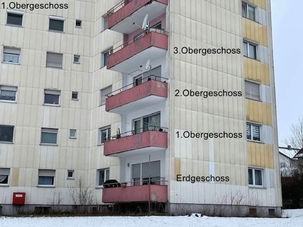 Immobilie in Hardheim - Wir bieten an: 3Zi-Wohnung mit Küche und Garage in Hardheim
 - Bild 2