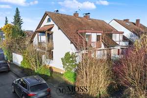 Wohnen im Herzen von Schallstadt – Charmante Doppelhaushälfte mit großem Entwicklungspotenzial – Die vollständige Adresse der Immobilie erhältst du vom Anbieter., 79227 Schallstadt – Vorschaubild 2