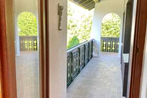 Charmantes, großzügiges 8,5 Zimmer-Einfamilienhaus mit schönem Garten und mehreren Terrassen – Brunnenstraße 37, 85598 Vaterstetten – Vorschaubild 13