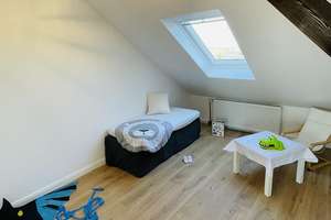 Sanierte 4-Zimmer Dachgeschosswohnung inkl. Außenstellplatz – Südstraße 8, 38446 Neindorf, Wolfsburg – Vorschaubild 4