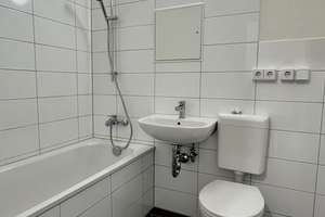 2-Zimmerwohnung mit Balkon und Aufzug! – Finsterwalder Str. 27, 1239 Prohlis-Süd, Dresden – Vorschaubild 9