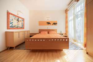 Exklusives Stadthaus mit sonniger Terrasse in Augsburg-Lechhausen zu verkaufen! – Die vollständige Adresse der Immobilie erhältst du vom Anbieter., 86165 Lechhausen-Süd, Augsburg – Vorschaubild 9