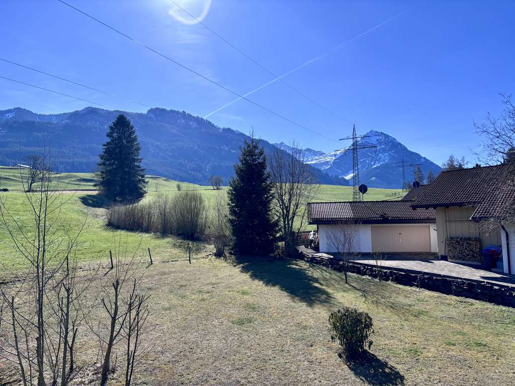 Immobilie in Fischen im Allgäu - Attraktive, modernisierte Wohnung mit Südbalkon und Bergblick in Fischen - Bild 2
