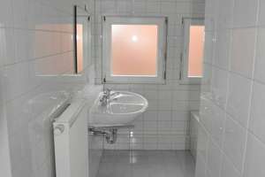 3-Zimmer Dachgeschosswohnung (2.OG) in Stuttgart-Sonnenberg, nur 5 Minuten zur Stadtbahn! – Die vollständige Adresse der Immobilie erhältst du vom Anbieter., 70597 Sonnenberg, Stuttgart – Vorschaubild 8