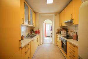 Attraktives Reihenhaus mit großer Terrasse, 2 Stellplätzen und viel Potenzial in Grenznähe! – Die vollständige Adresse der Immobilie erhältst du vom Anbieter., 79540 Lörrach – Vorschaubild 10