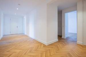 AIGNER - Erstbezug: Stilvolle 3,5-Zimmer-Dachgeschosswohnung in historischem Altbau – Die vollständige Adresse der Immobilie erhältst du vom Anbieter., 80796 Neuschwabing, München – Vorschaubild 5