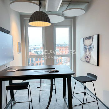 Großzügiges Büro für Ihr Unternehmen