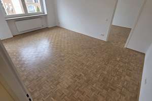 Erstbezug nach Sanierung: helle, ruhige 2-Zimmer Wohnung mit Balkon, in Schwabing - Alte Heide – Garchinger Str. 26, 80805 Alte Heide-Hirschau, München – Vorschaubild 6
