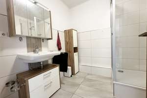 ***SONNIGE 4-Zimmer DG-WOHNUNG MIT RIESIEGEM BALKON & PANORAMABLICK!***Garage inklusive*** – Bankstraße 2a, 41199 Odenkirchen-Mitte, Mönchengladbach – Vorschaubild 25