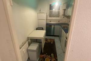 Gepflegte 2,5-Zimmer-Wohnung mit Balkon und EBK in Berlin Britz (Neukölln) – Die vollständige Adresse der Immobilie erhältst du vom Anbieter., 12347 Britz, Berlin – Vorschaubild 2