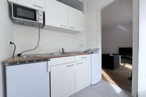 Bezugsfreies 1-Zimmer-Apartment in ruhiger Ku’damm-Seitenstraße – provisionsfrei – Die vollständige Adresse der Immobilie erhältst du vom Anbieter., 10709 Halensee, Berlin – Vorschaubild 7