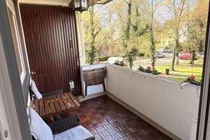 Stilvoll modernisierte Wohnung mit Balkon und Einbauküche in Düsseldorf  – Die vollständige Adresse der Immobilie erhältst du vom Anbieter., 40589 Holthausen, Düsseldorf – Vorschaubild 17