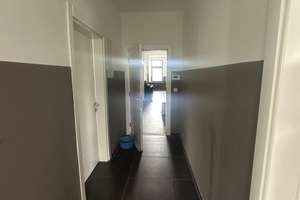 Gemütliche 2,5-Zimmer-Wohnung mit großer Wohnküche im 1. Obergeschoss – Marktstraße 10, 44651 Röhlinghausen, Herne – Vorschaubild 2
