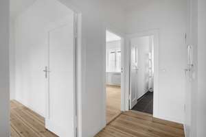 Zehlendorf: Hochwertig sanierte Altbauwohnung mit Südbalkon (provisionsfrei) – Die vollständige Adresse der Immobilie erhältst du vom Anbieter., 14169 Zehlendorf, Berlin – Vorschaubild 5