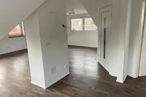 2-Zimmer-Dach-Geschoss-Whg. – München – Vorschaubild 4