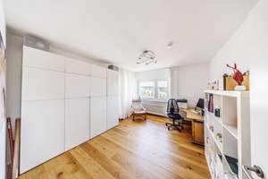 Beste Aussichtslage - Charmantes 2-3 Familienhaus mit großem Garten  – Die vollständige Adresse der Immobilie erhältst du vom Anbieter., 70195 Botnang-Süd, Stuttgart – Vorschaubild 19