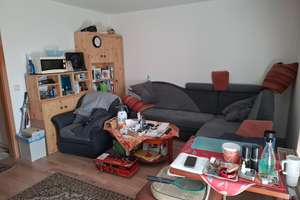 Helle 2 Raum-Wohnung in einer gepflegten, ruhigen Wohnanlage. Mit Balkon und KFZ-Stellplatz – In den Weiden 19 b, 99090 Kühnhausen, Erfurt – Vorschaubild 2
