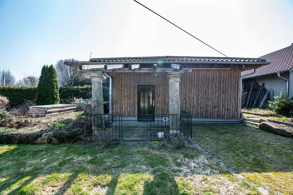 Immobilie in Schönthal - Mediterraner Wohntraum auf großzügigem Grundstück - Bild 3