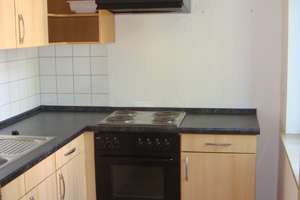 Einbauküche inkl. / Bad mit Dusche / 1. OG - frei ab 1.6.26 – Willy-Reinl-Straße 5, 9116 Altendorf, Chemnitz – Vorschaubild 1