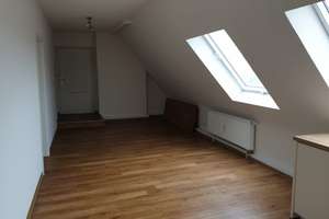 3-Zimmerwohnung mit großzügigem Wohn-/Essbereich, zentral und gepflegt – Waldstraße 63, 76133 Innenstadt-West, Karlsruhe – Vorschaubild 3