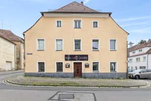 Denkmalschutz: Wohn- und Geschäftshaus – historischer Altbau als Investment – Die vollständige Adresse der Immobilie erhältst du vom Anbieter., 92237 Sulzbach-Rosenberg – Vorschaubild 1