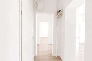 4-Zimmer-Wohnung mit 94 m2 und 2 Balkonen – Uellendahlerstr. 91, 42107 Uellendahl-Katernberg, Wuppertal – Vorschaubild 4