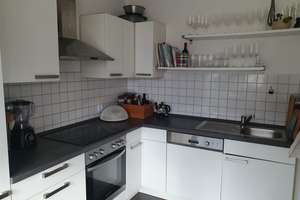 Helle 1-Zimmer-Dachgeschosswohnung mit Balkon und EBK in Augsburg – Preßburger Str. 1 1/2, 86157 Pfersee-Süd, Augsburg – Vorschaubild 2